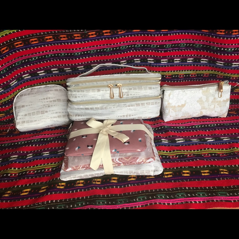 Kashuk Makeup Bags & Organizers - White Stripes